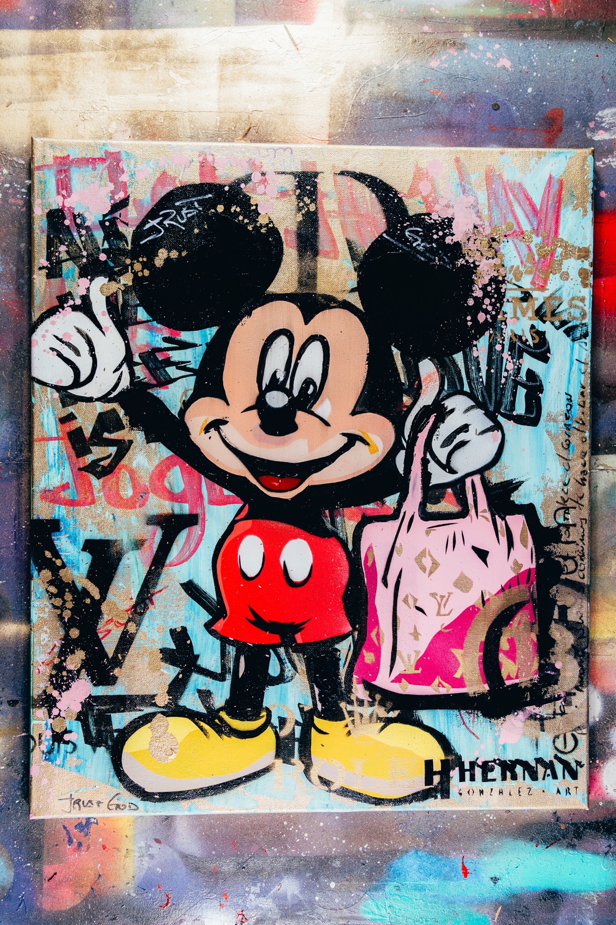 Mickey Mouse painting by Hernán González, photographed by Pauli